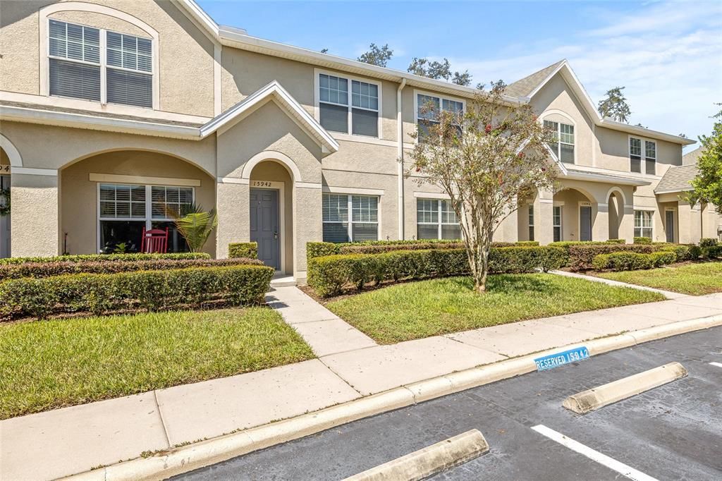 Active With Contract: $227,000 (2 beds, 2 baths, 1248 Square Feet)