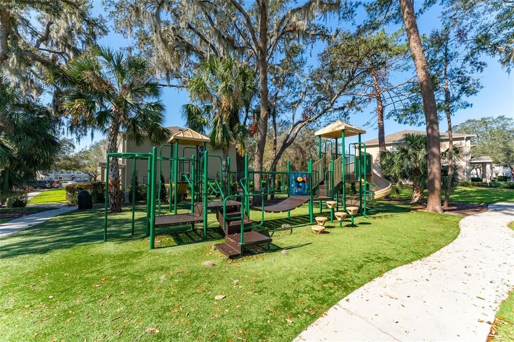 Active With Contract: $227,000 (2 beds, 2 baths, 1248 Square Feet)