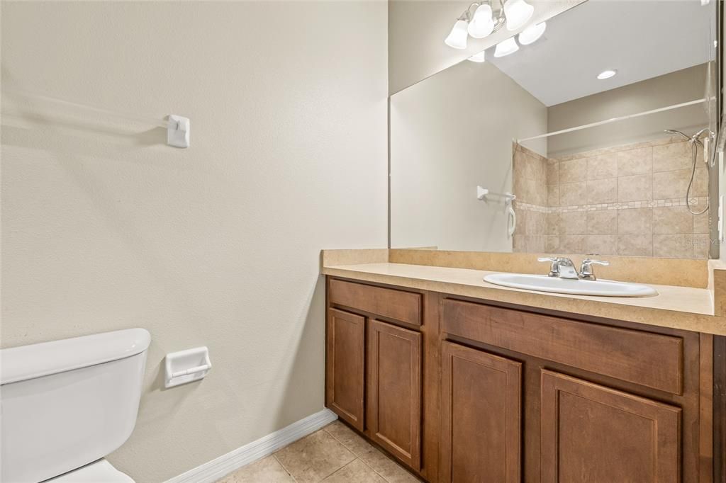 Active With Contract: $227,000 (2 beds, 2 baths, 1248 Square Feet)