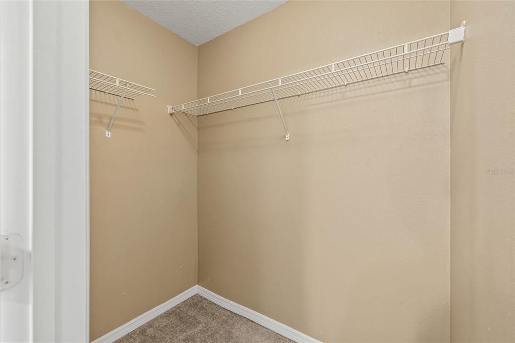 Active With Contract: $227,000 (2 beds, 2 baths, 1248 Square Feet)