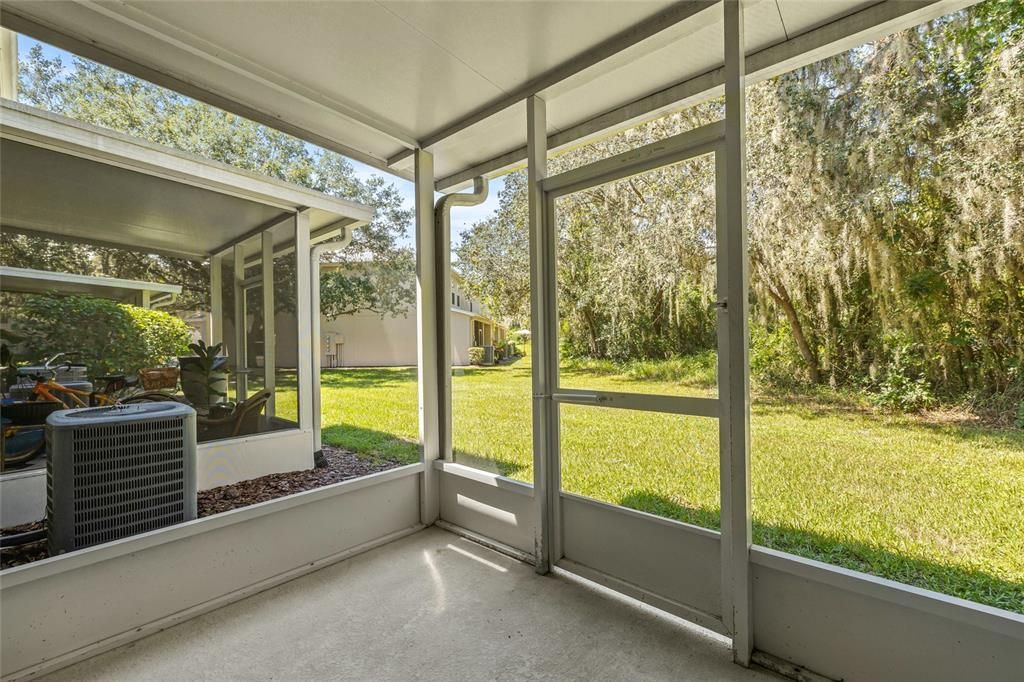 Active With Contract: $227,000 (2 beds, 2 baths, 1248 Square Feet)