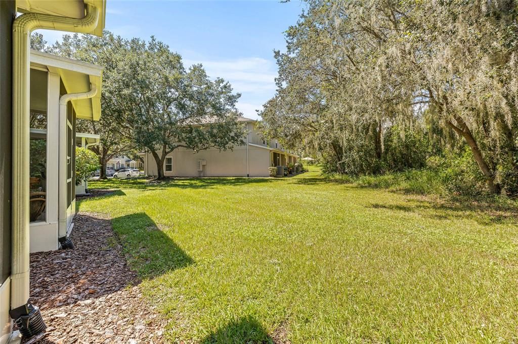 Active With Contract: $227,000 (2 beds, 2 baths, 1248 Square Feet)