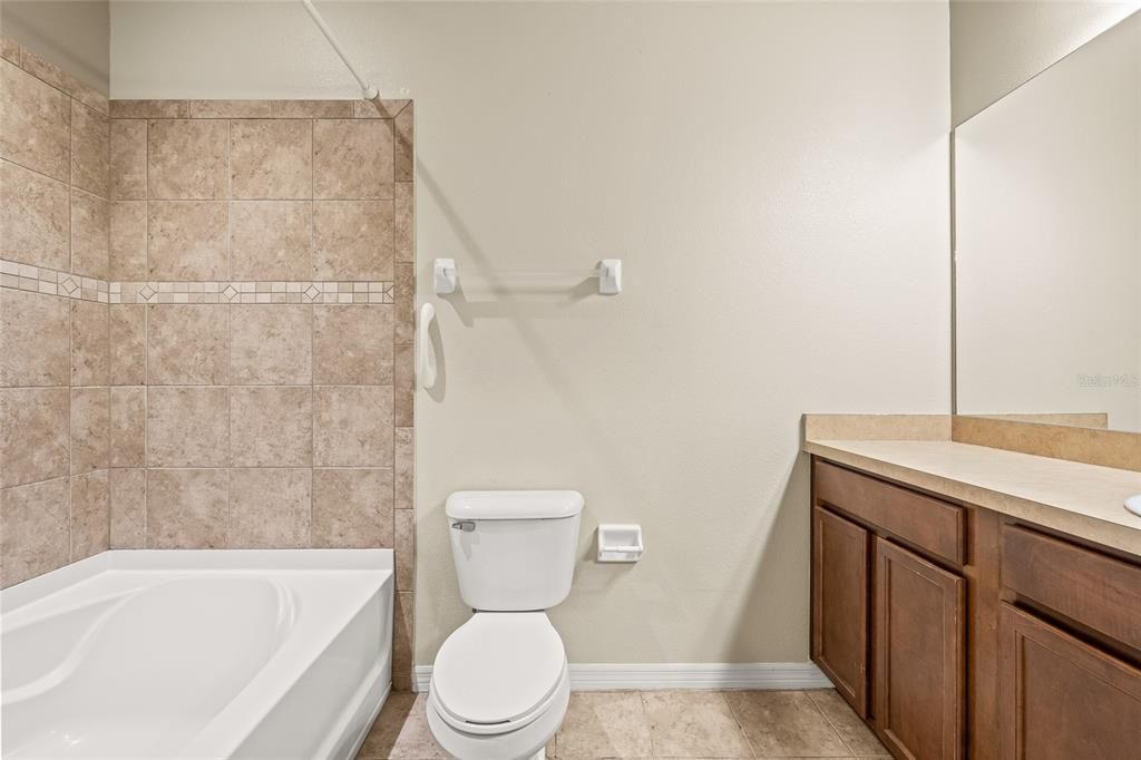 Active With Contract: $227,000 (2 beds, 2 baths, 1248 Square Feet)