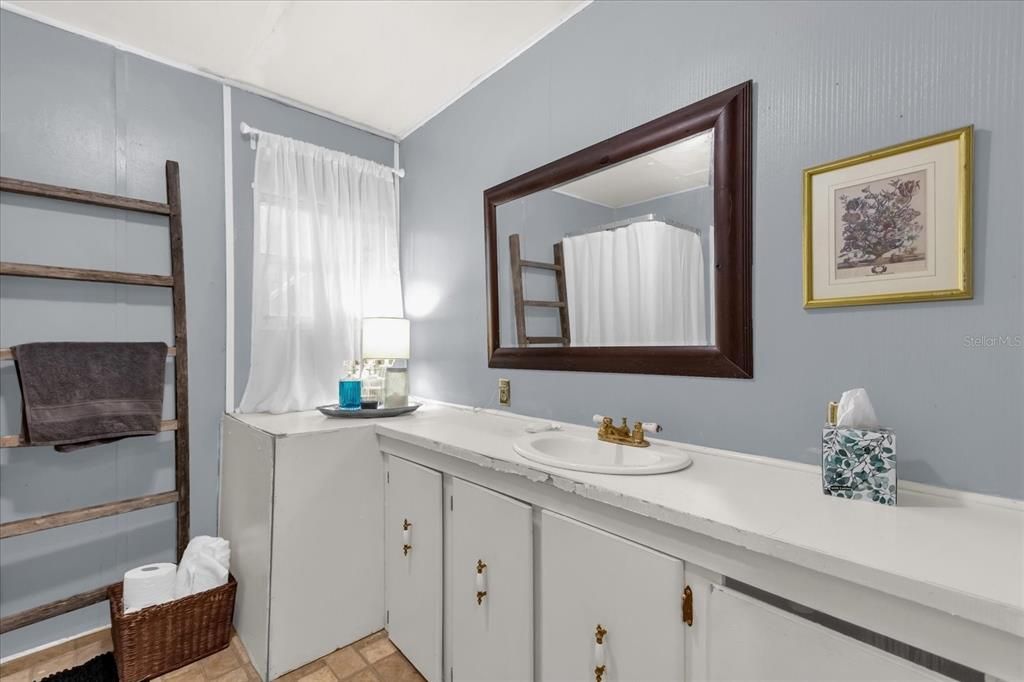 En Venta: $390,000 (3 camas, 2 baños, 1440 Pies cuadrados)