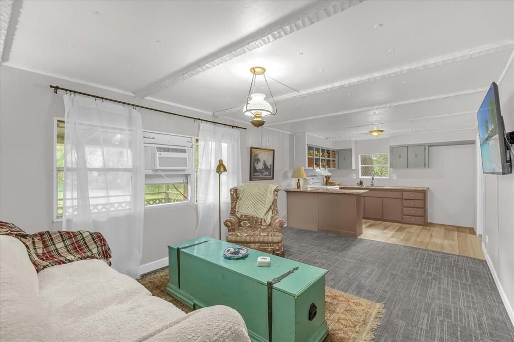 En Venta: $390,000 (3 camas, 2 baños, 1440 Pies cuadrados)