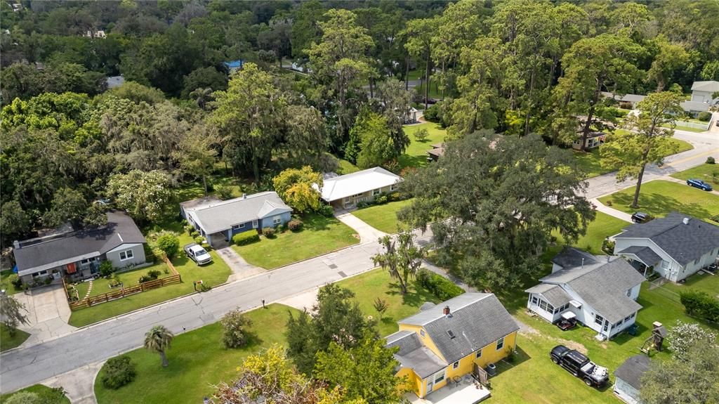 Под контрактом: $165,000 (3 спален, 2 ванн, 1002 Квадратных фут)