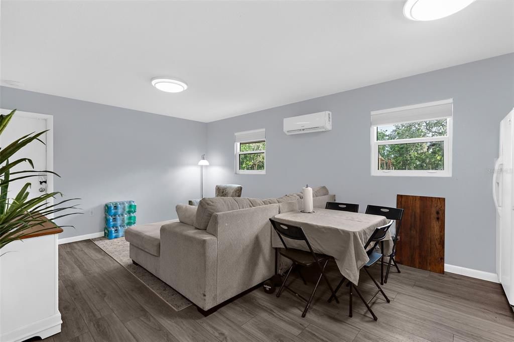 На продажу: $2,295,000 (5 спален, 4 ванн, 3156 Квадратных фут)