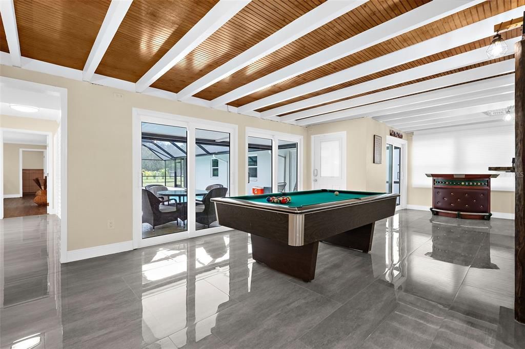 На продажу: $2,295,000 (5 спален, 4 ванн, 3156 Квадратных фут)