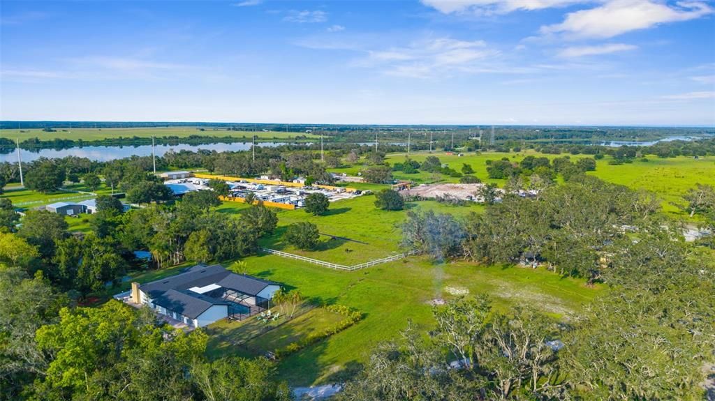 На продажу: $2,295,000 (5 спален, 4 ванн, 3156 Квадратных фут)