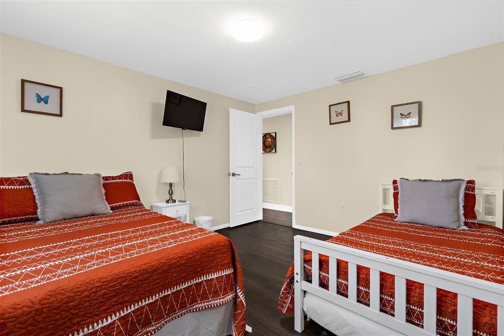 На продажу: $2,295,000 (5 спален, 4 ванн, 3156 Квадратных фут)