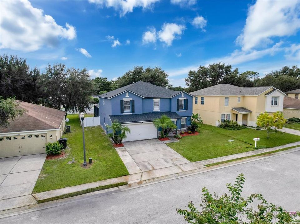 Active With Contract: $474,932 (4 beds, 2 baths, 2885 Square Feet)