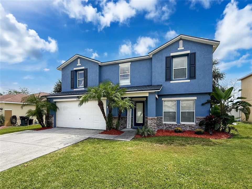 Active With Contract: $474,932 (4 beds, 2 baths, 2885 Square Feet)