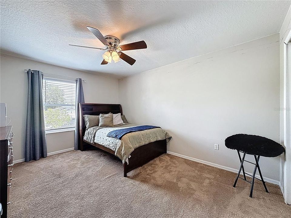 Active With Contract: $474,932 (4 beds, 2 baths, 2885 Square Feet)