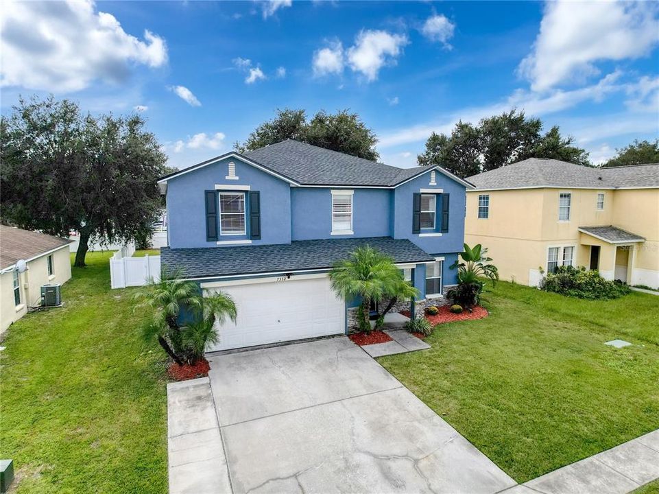 Active With Contract: $474,932 (4 beds, 2 baths, 2885 Square Feet)