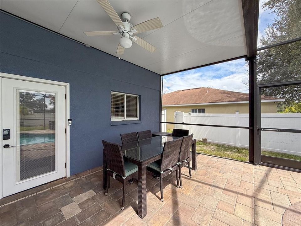 Active With Contract: $474,932 (4 beds, 2 baths, 2885 Square Feet)