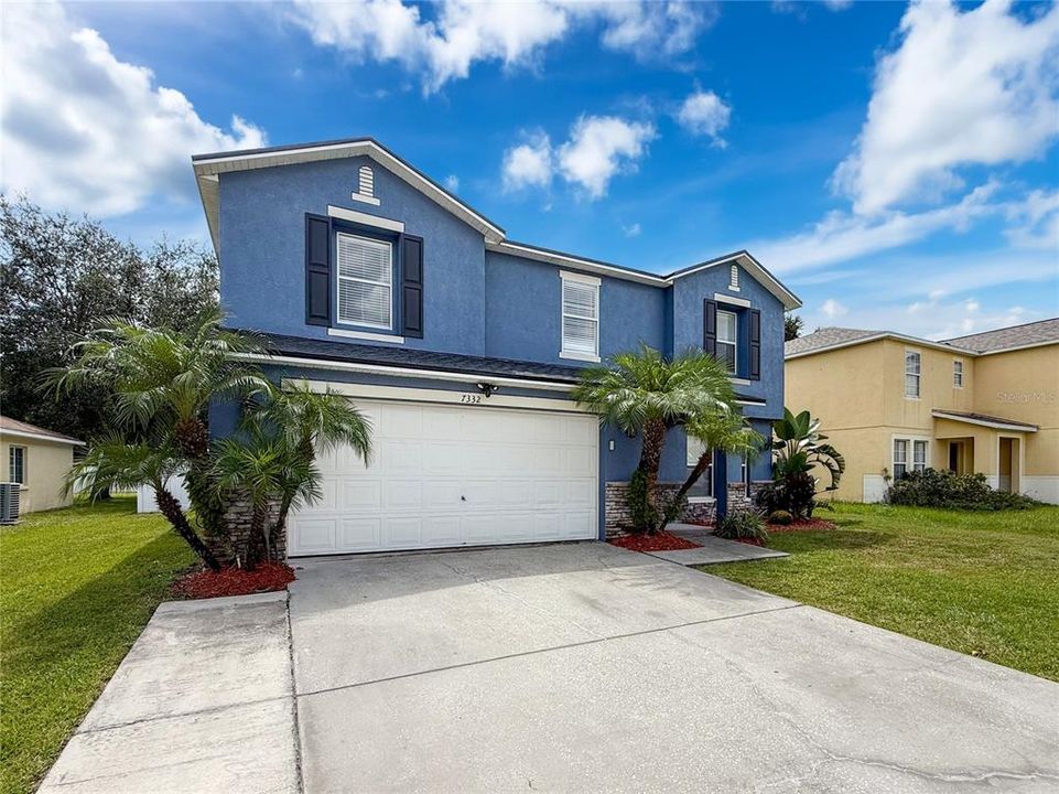 Active With Contract: $474,932 (4 beds, 2 baths, 2885 Square Feet)