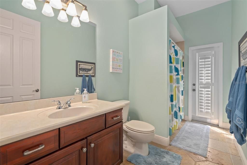 待售: $919,500 (4 贝兹, 3 浴室, 3084 平方英尺)