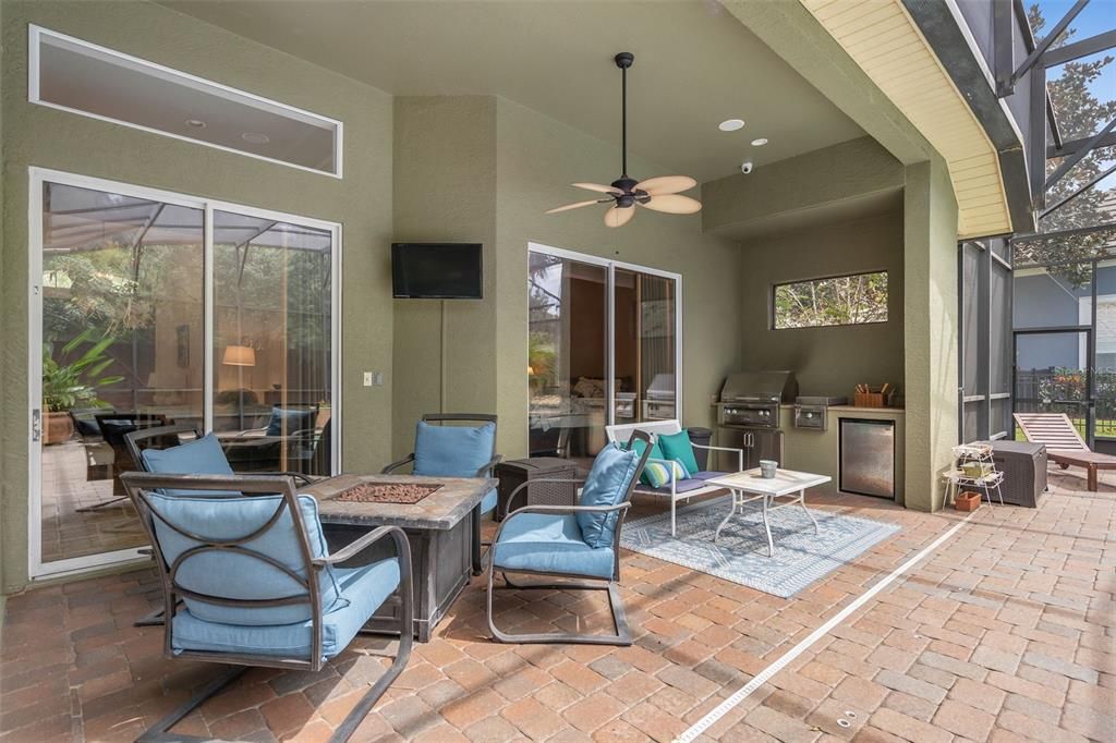 待售: $919,500 (4 贝兹, 3 浴室, 3084 平方英尺)