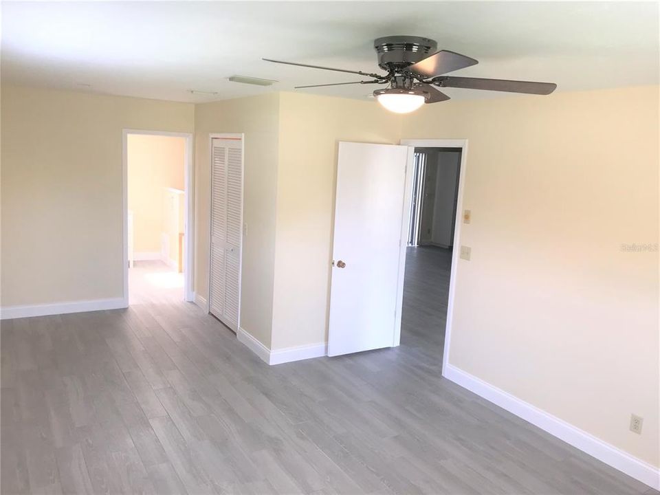 出租: $3,200 (3 贝兹, 2 浴室, 1872 平方英尺)