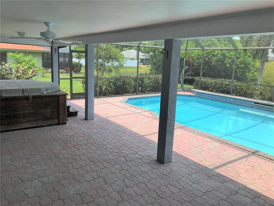 出租: $3,200 (3 贝兹, 2 浴室, 1872 平方英尺)