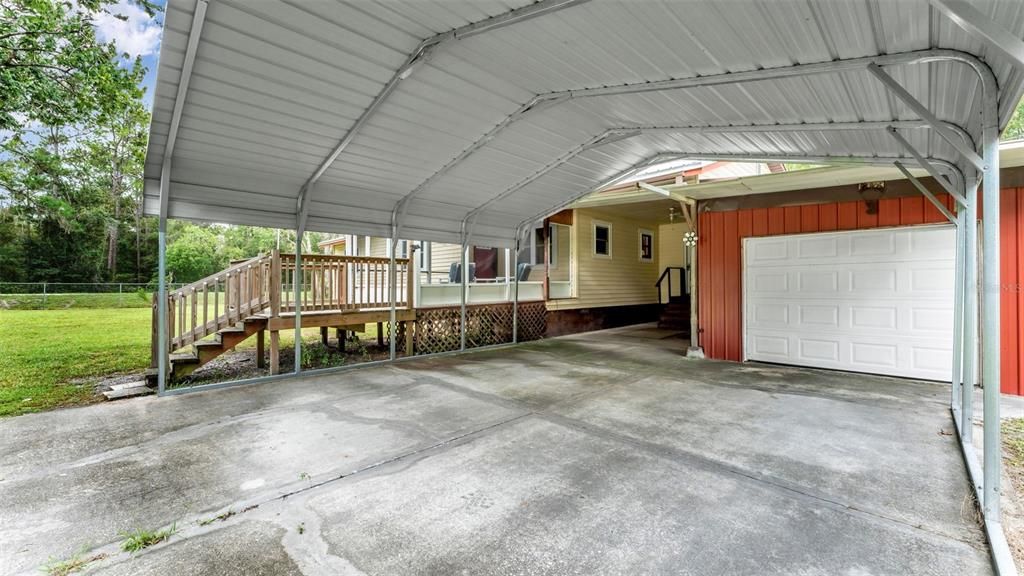 For Sale: $299,000 (2 beds, 2 baths, 1176 Square Feet)