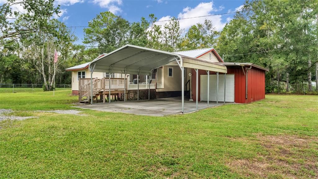 For Sale: $299,000 (2 beds, 2 baths, 1176 Square Feet)