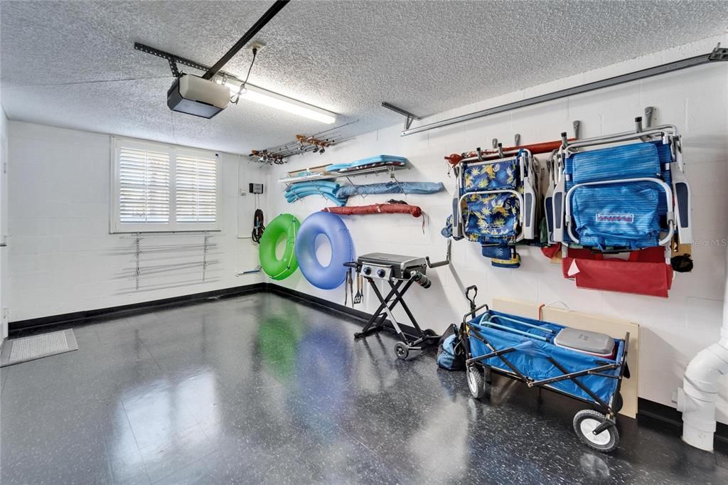 待售: $588,000 (2 贝兹, 2 浴室, 1237 平方英尺)