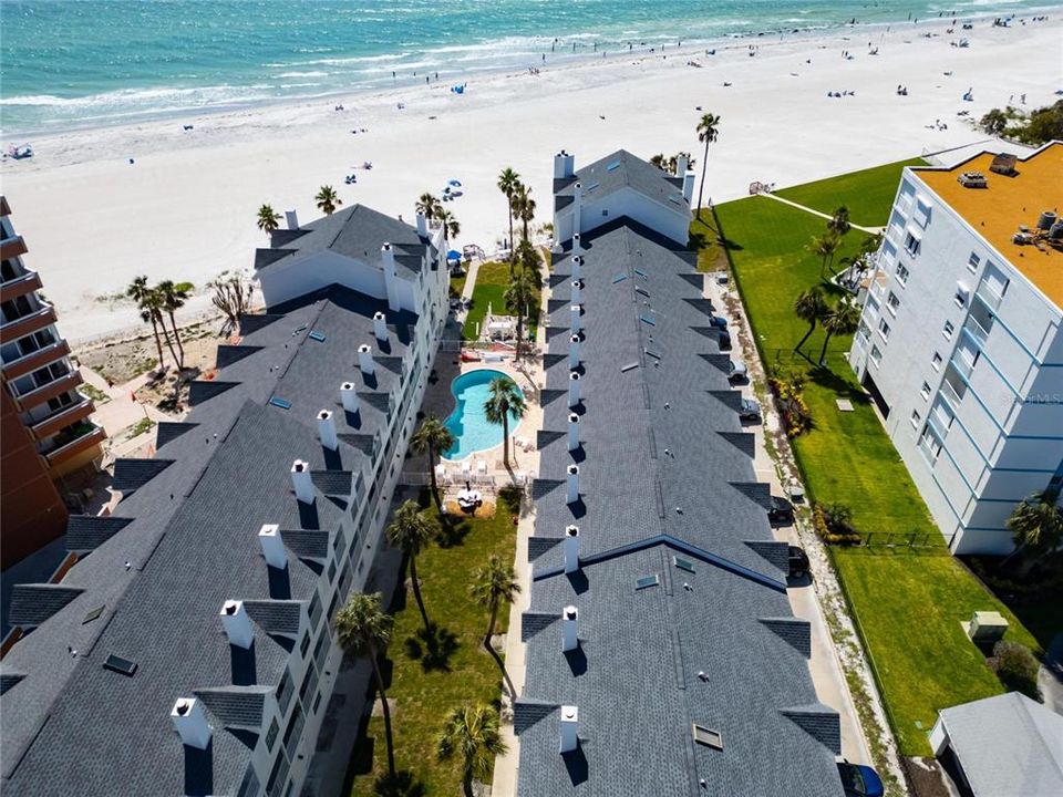 待售: $588,000 (2 贝兹, 2 浴室, 1237 平方英尺)