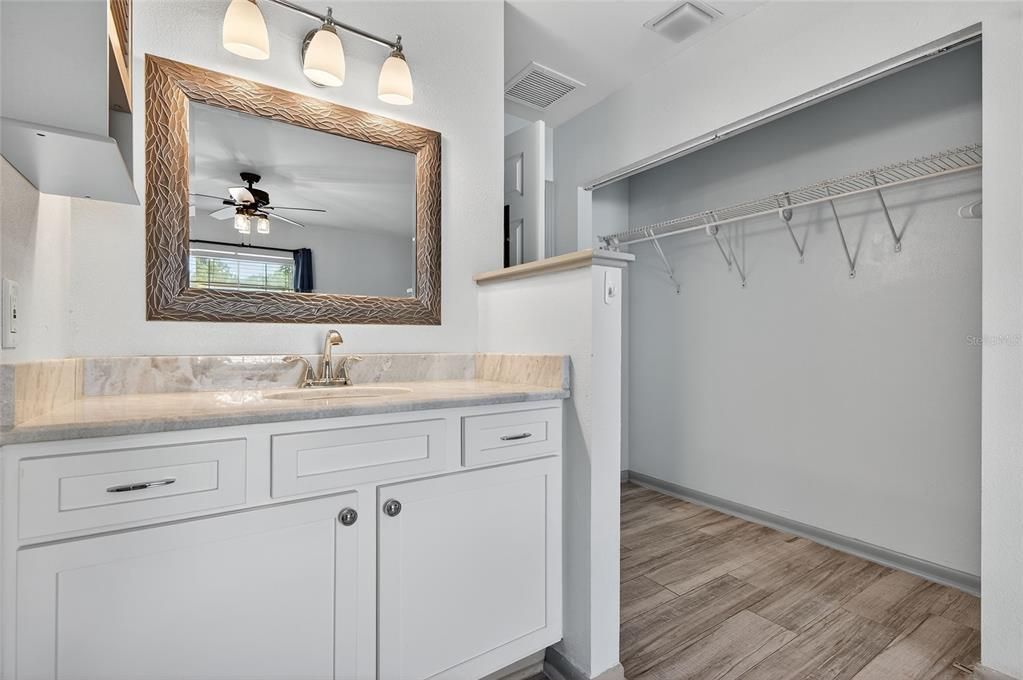 Active With Contract: $350,000 (3 beds, 2 baths, 1416 Square Feet)