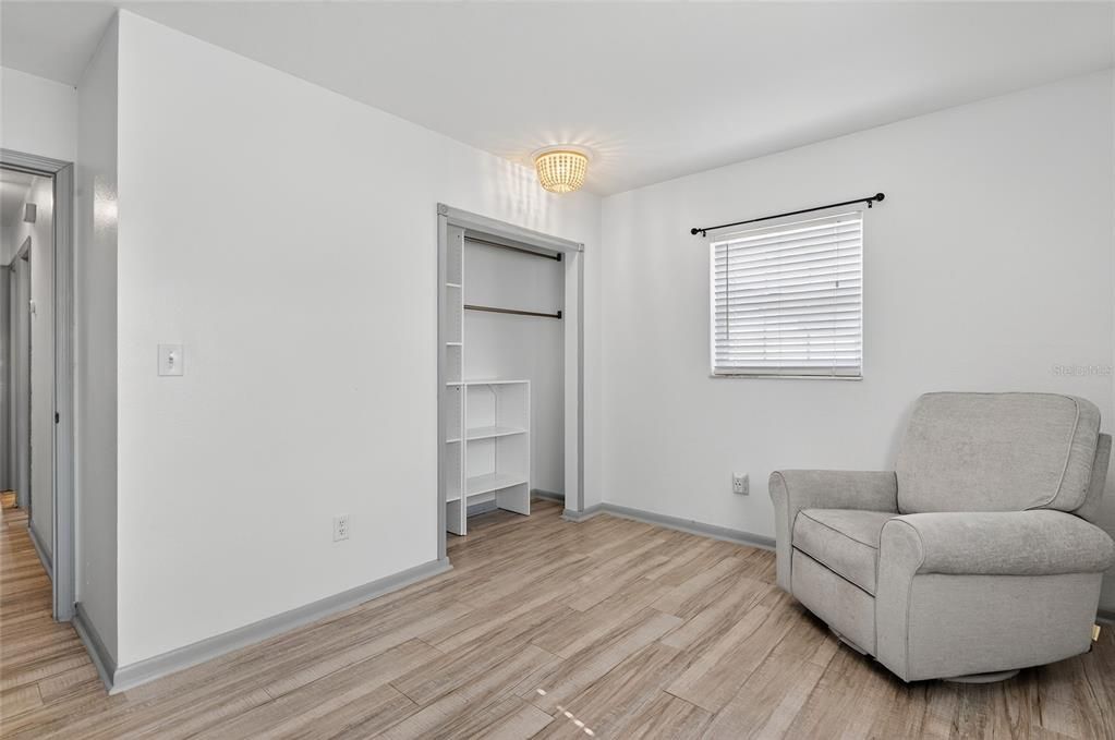 Active With Contract: $350,000 (3 beds, 2 baths, 1416 Square Feet)