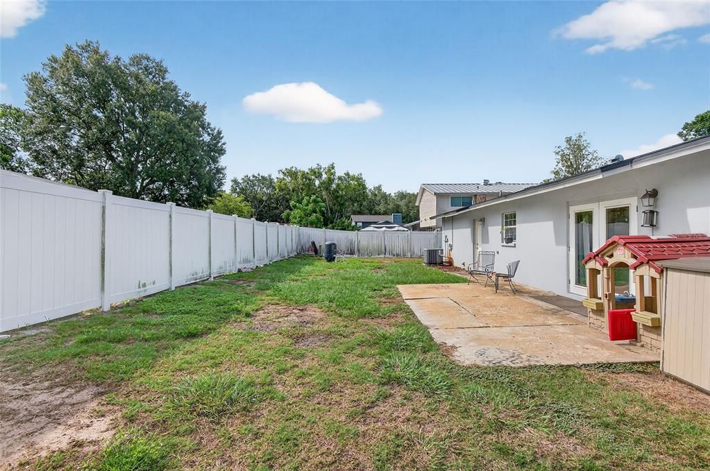 Active With Contract: $350,000 (3 beds, 2 baths, 1416 Square Feet)