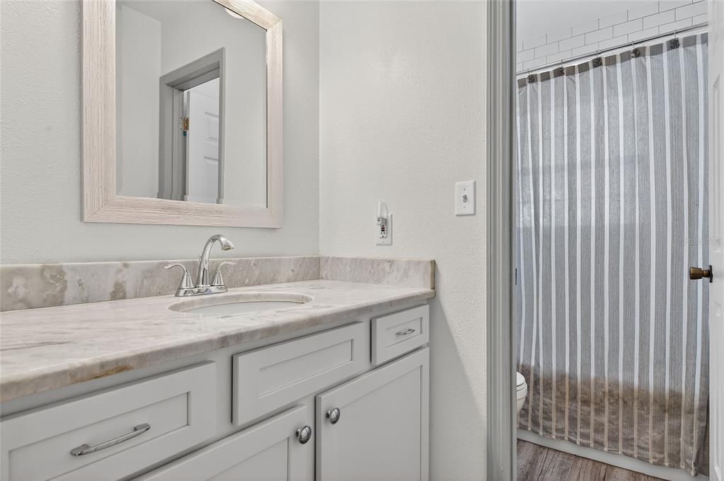 Active With Contract: $350,000 (3 beds, 2 baths, 1416 Square Feet)