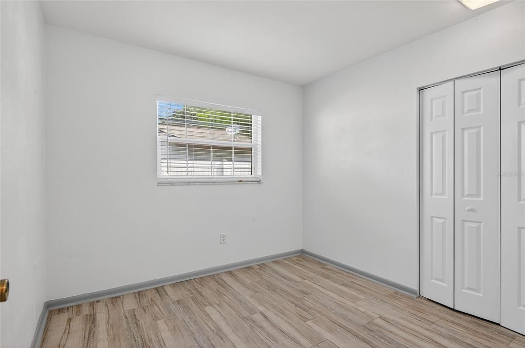 Active With Contract: $350,000 (3 beds, 2 baths, 1416 Square Feet)