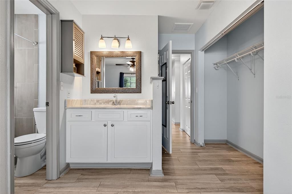 Active With Contract: $350,000 (3 beds, 2 baths, 1416 Square Feet)