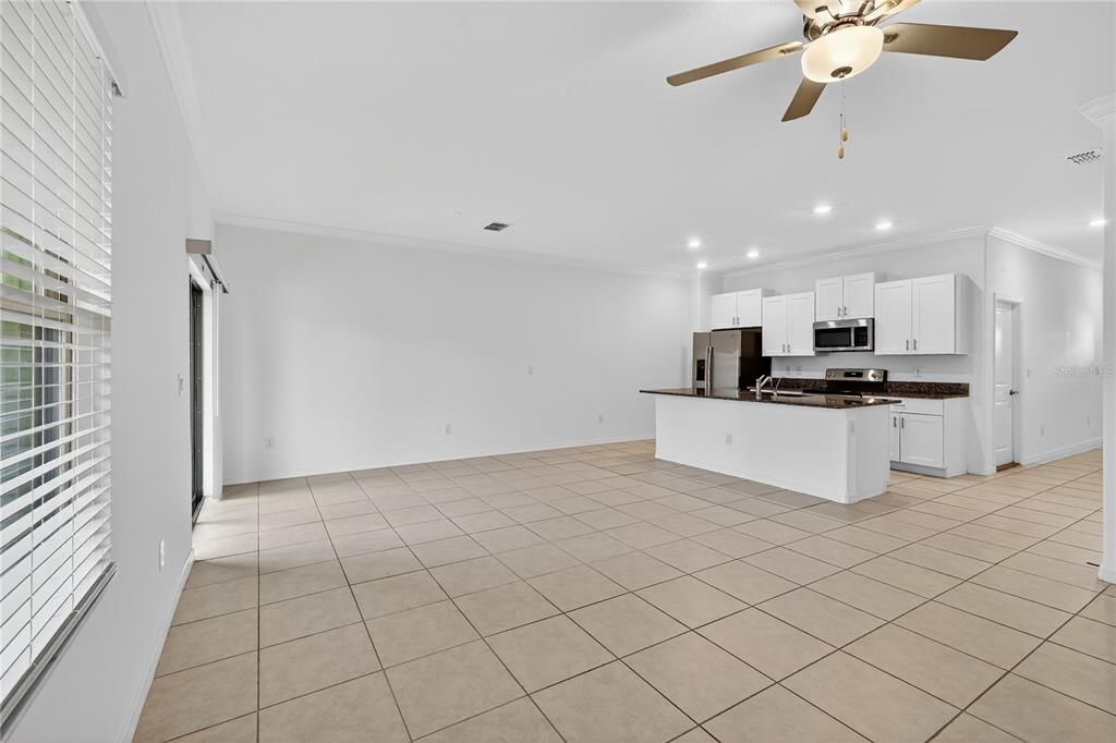 待售: $299,000 (3 贝兹, 2 浴室, 1601 平方英尺)