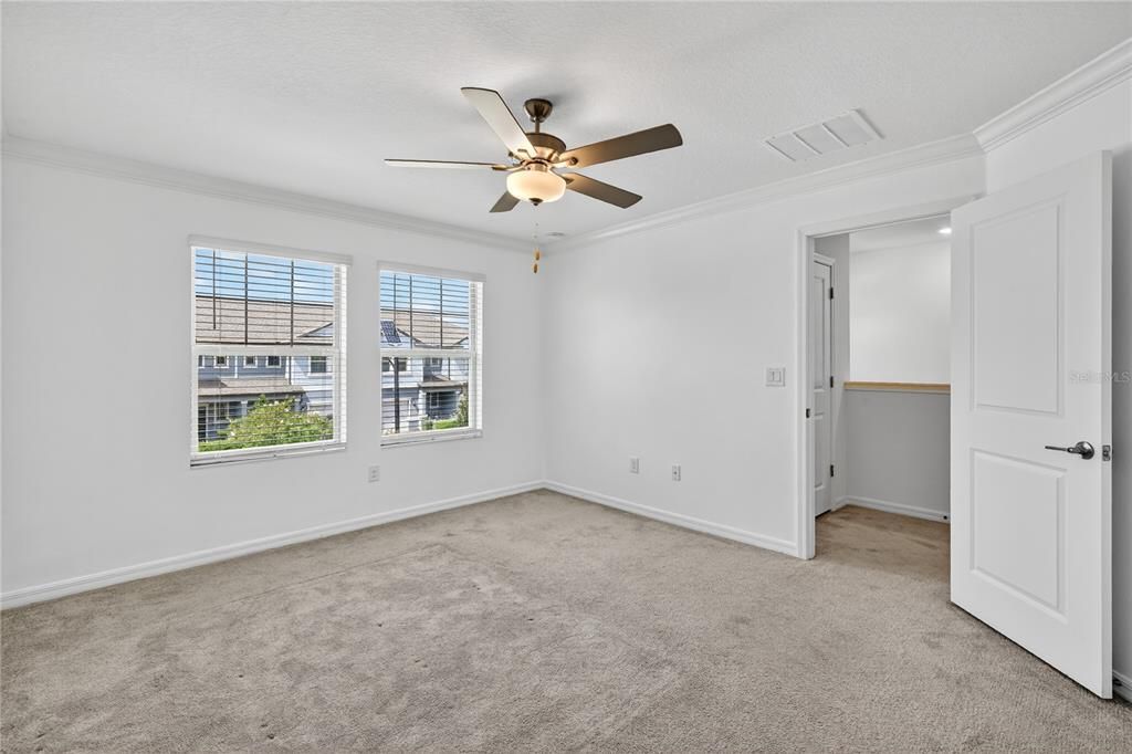 待售: $299,000 (3 贝兹, 2 浴室, 1601 平方英尺)