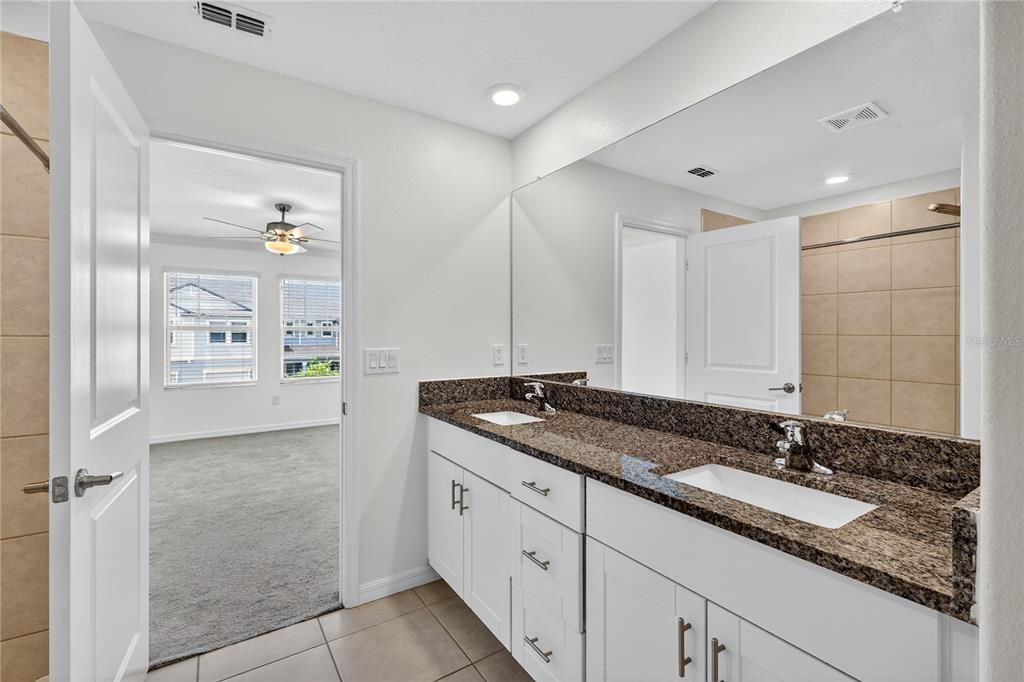 待售: $299,000 (3 贝兹, 2 浴室, 1601 平方英尺)