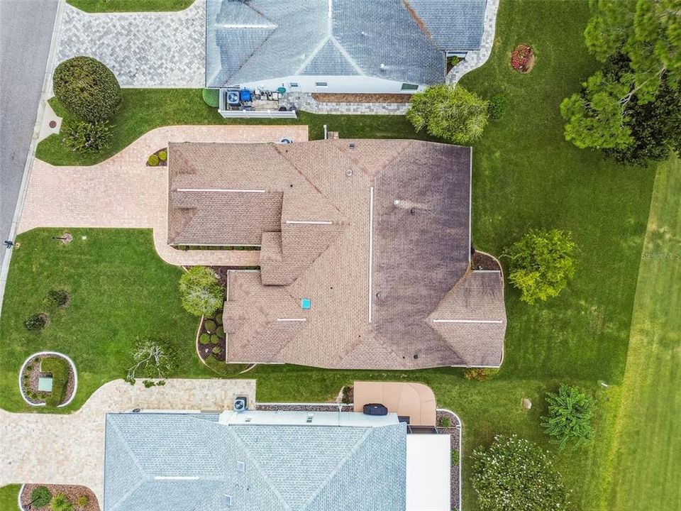 Active With Contract: $399,900 (3 beds, 2 baths, 2481 Square Feet)