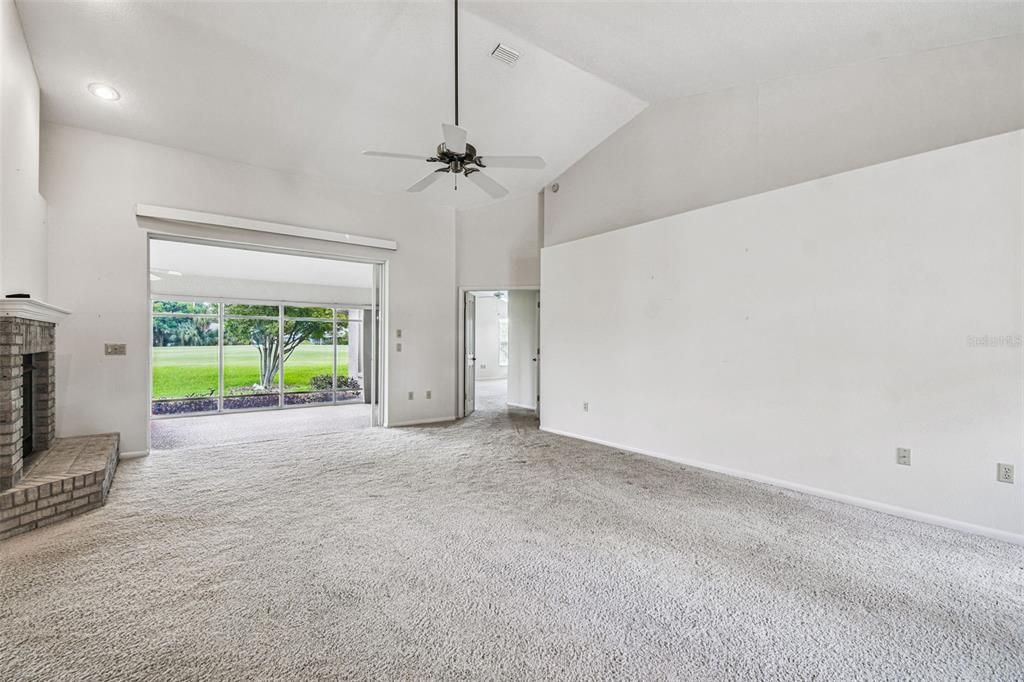 Active With Contract: $399,900 (3 beds, 2 baths, 2481 Square Feet)