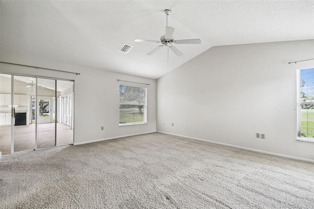 Active With Contract: $399,900 (3 beds, 2 baths, 2481 Square Feet)