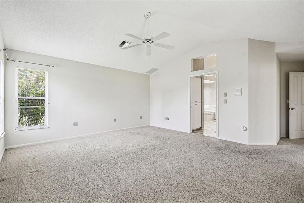 Active With Contract: $399,900 (3 beds, 2 baths, 2481 Square Feet)