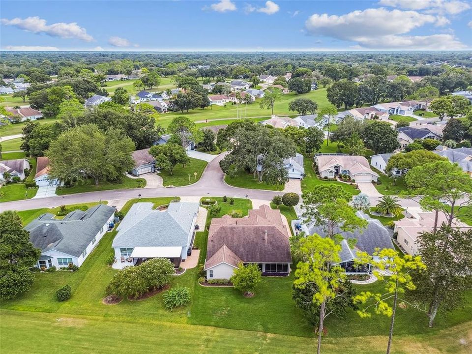 Active With Contract: $399,900 (3 beds, 2 baths, 2481 Square Feet)