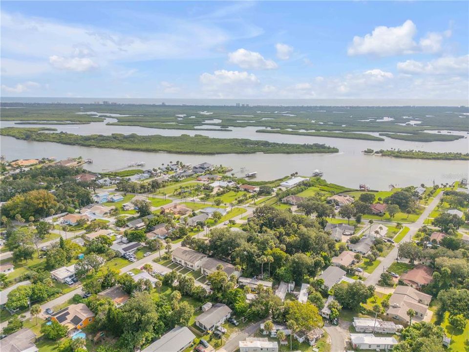 For Sale: $319,100 (3 beds, 1 baths, 1015 Square Feet)