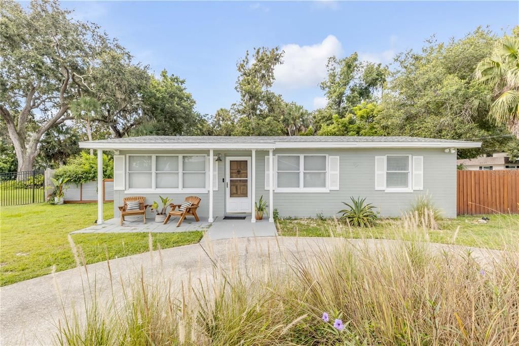 For Sale: $319,100 (3 beds, 1 baths, 1015 Square Feet)