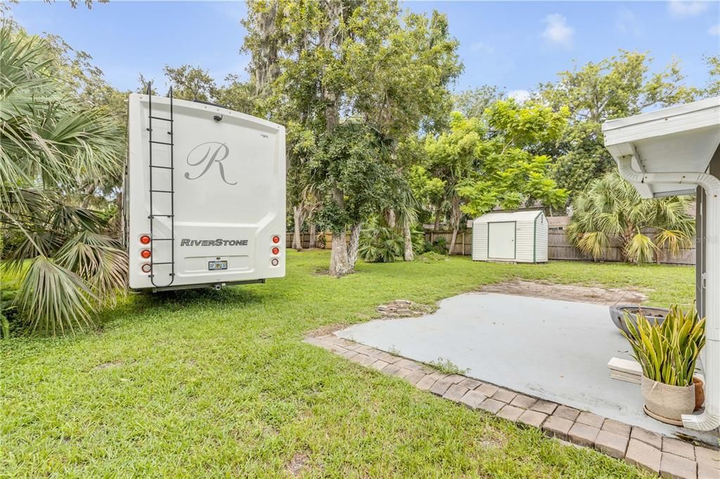 For Sale: $319,100 (3 beds, 1 baths, 1015 Square Feet)