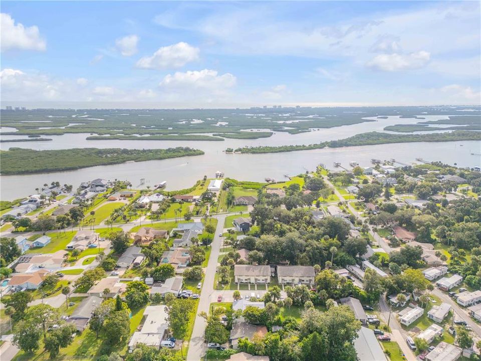 For Sale: $319,100 (3 beds, 1 baths, 1015 Square Feet)