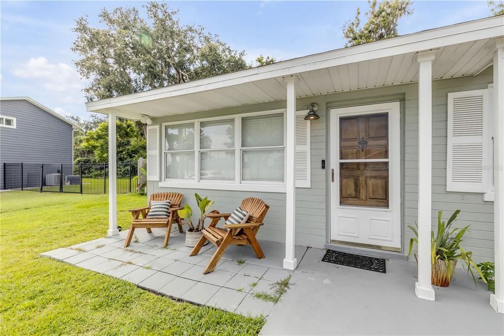 For Sale: $319,100 (3 beds, 1 baths, 1015 Square Feet)