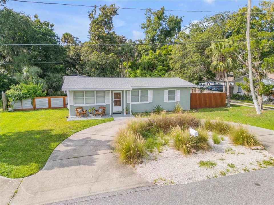 For Sale: $319,100 (3 beds, 1 baths, 1015 Square Feet)