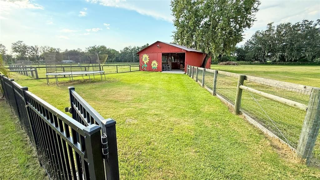 For Sale: $1,395,000 (4 beds, 3 baths, 3875 Square Feet)