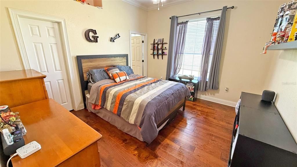 For Sale: $1,395,000 (4 beds, 3 baths, 3875 Square Feet)